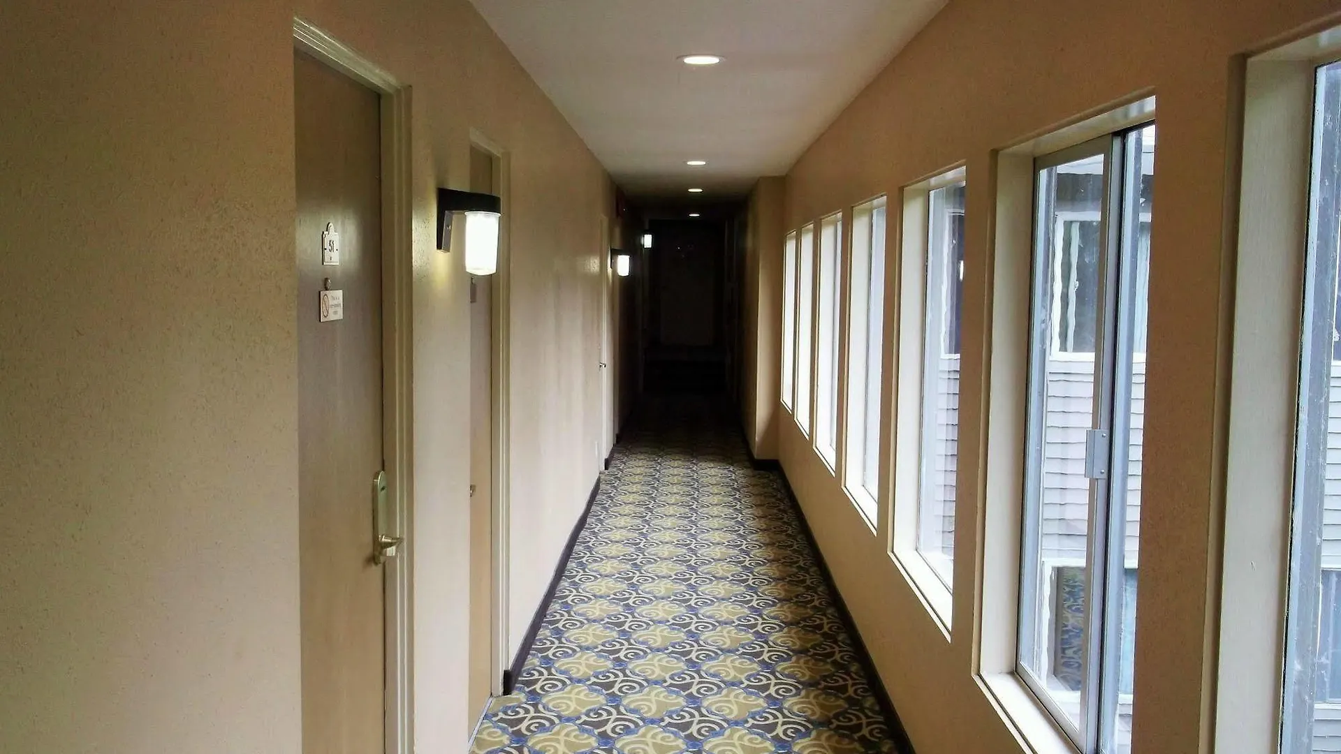 Downtown Value Inn Portland Motel