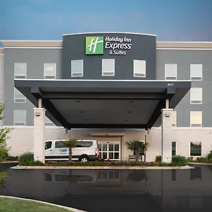 Hotel Express & Arpt Elvis Presley Blv By Ihg